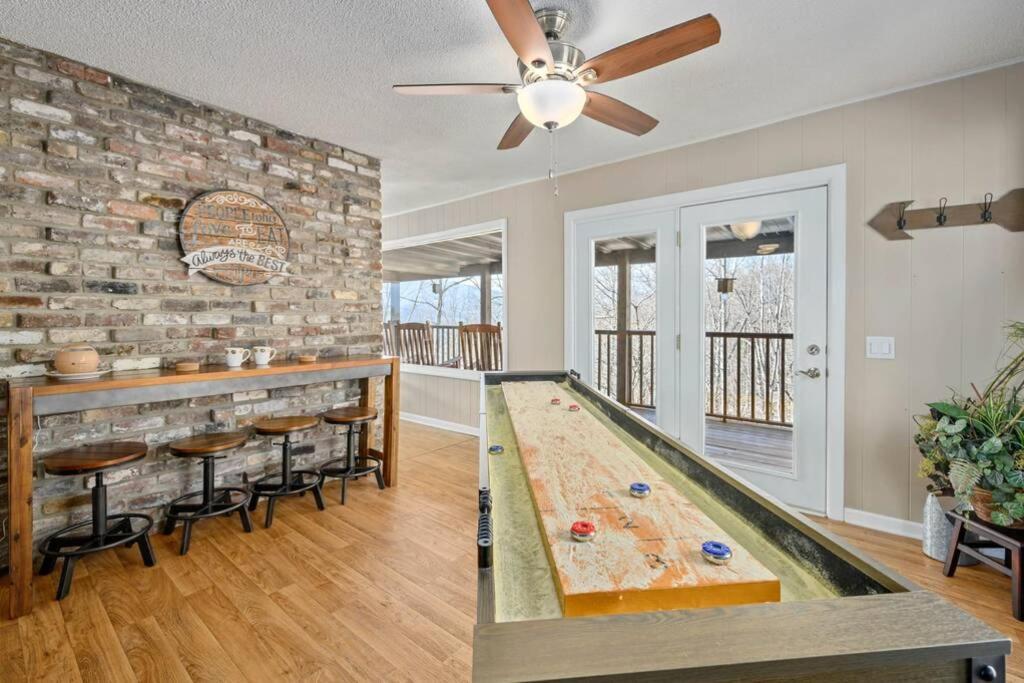 Happy Trails - Cobbly Nob Resort Home Gatlinburg Exteriör bild