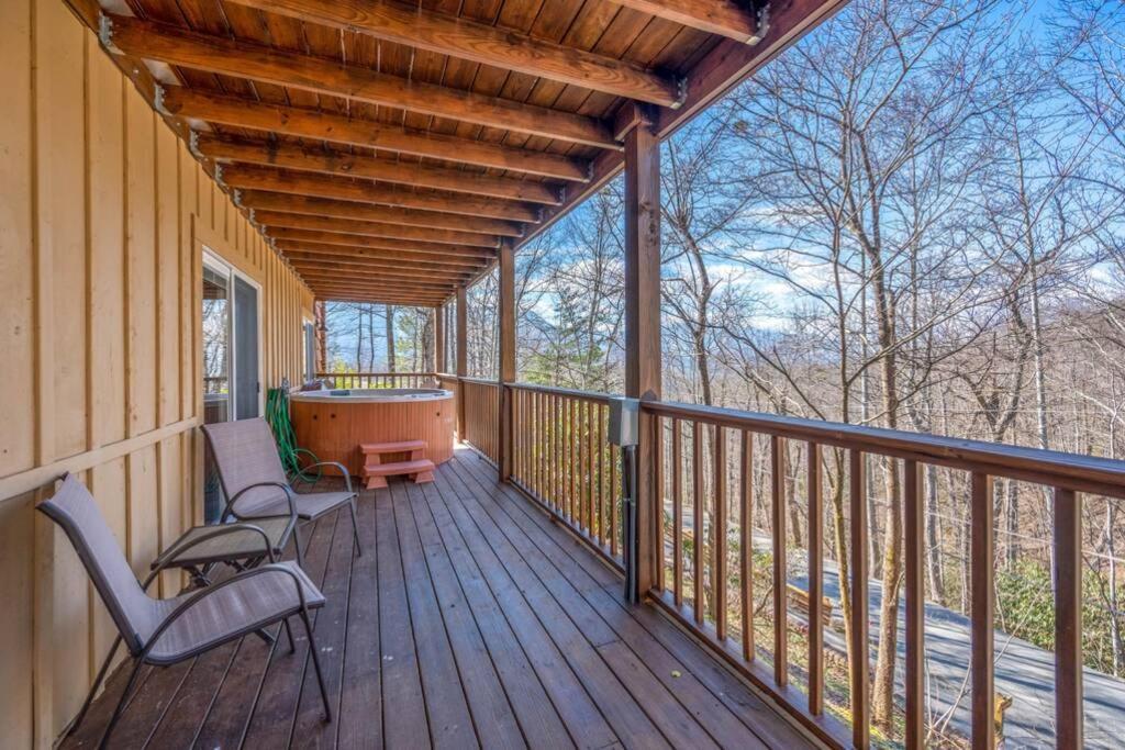 Happy Trails - Cobbly Nob Resort Home Gatlinburg Exteriör bild