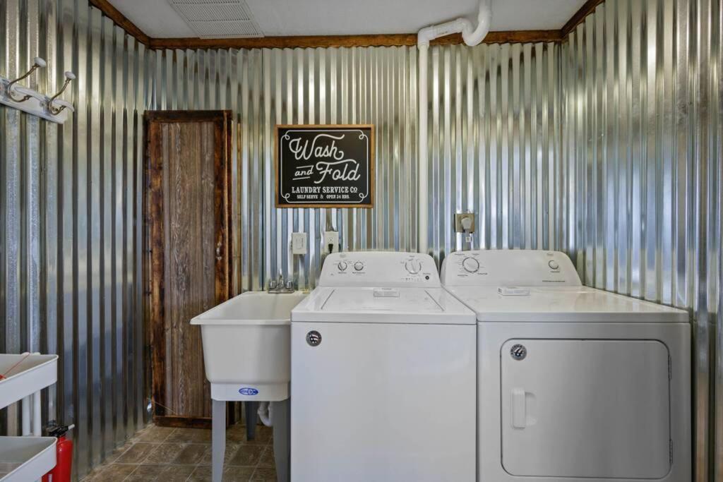 Happy Trails - Cobbly Nob Resort Home Gatlinburg Exteriör bild