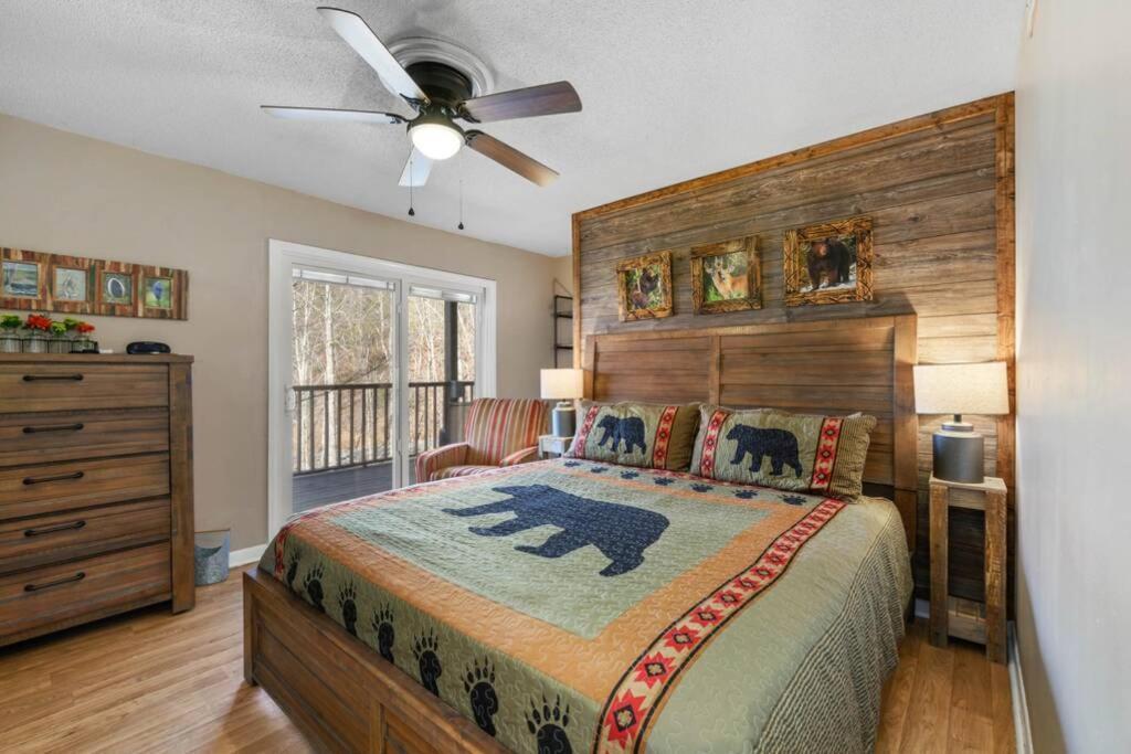 Happy Trails - Cobbly Nob Resort Home Gatlinburg Exteriör bild