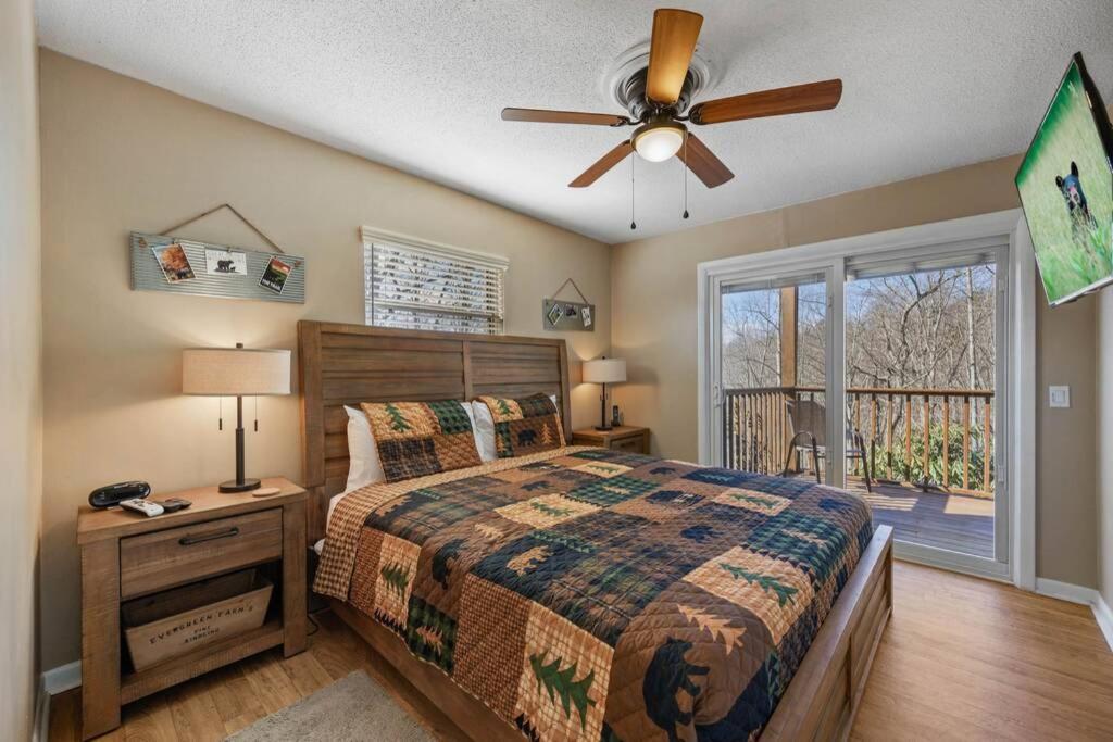 Happy Trails - Cobbly Nob Resort Home Gatlinburg Exteriör bild