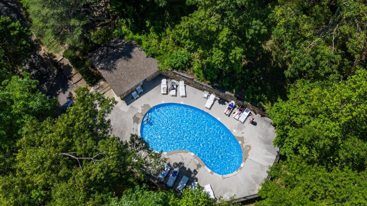 Happy Trails - Cobbly Nob Resort Home Gatlinburg Exteriör bild