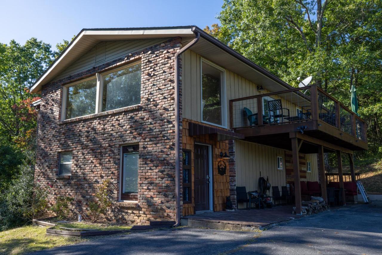 Happy Trails - Cobbly Nob Resort Home Gatlinburg Exteriör bild