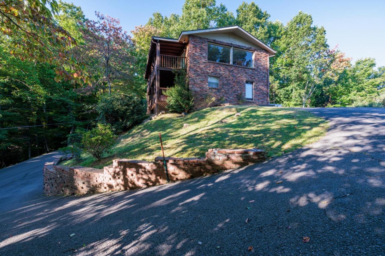 Happy Trails - Cobbly Nob Resort Home Gatlinburg Exteriör bild